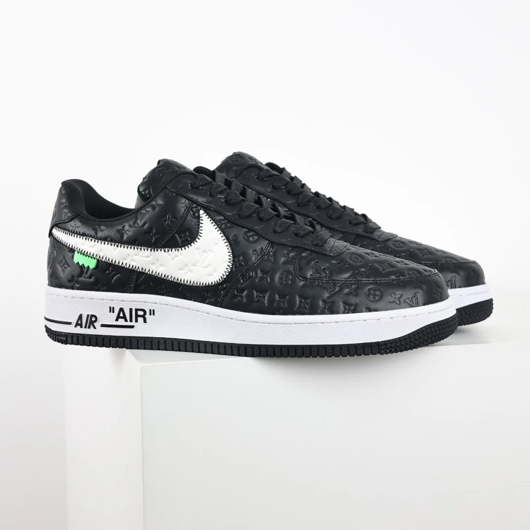 Louis Vuitton x Nike Air Force 1 - immagine 3