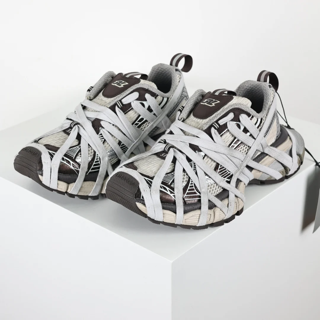 Balenciaga Sneaker - immagine 2
