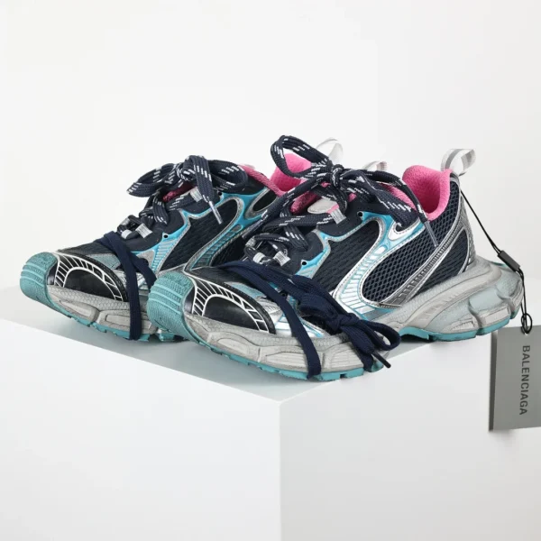 Balenciaga  Sneaker