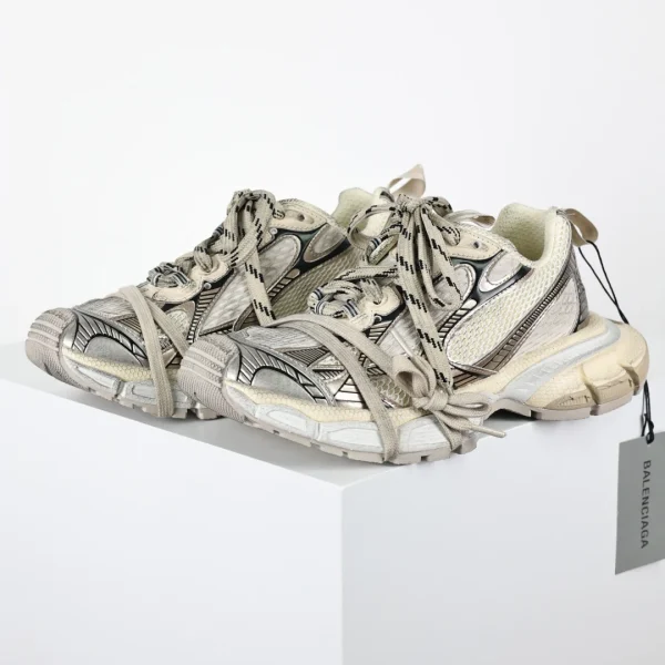 Balenciaga  Sneaker