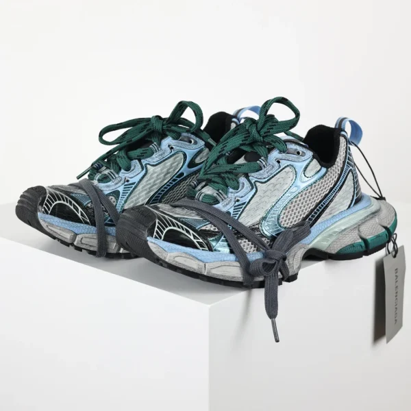 Balenciaga  Sneaker