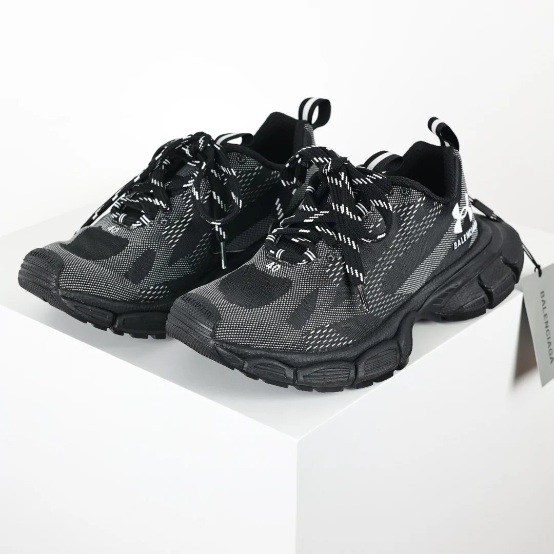 Balenciaga Sneaker - immagine 2