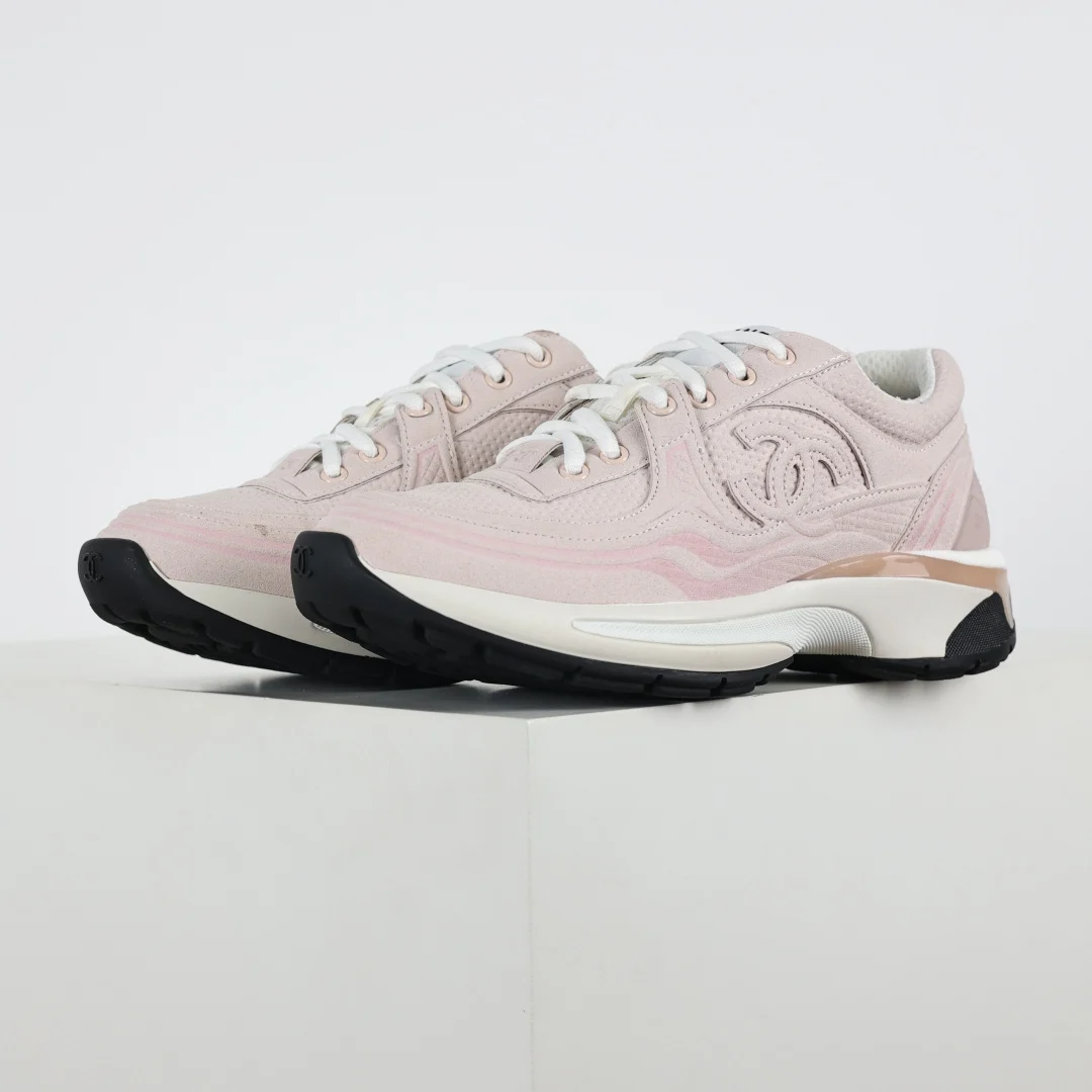 Chanel Sneaker