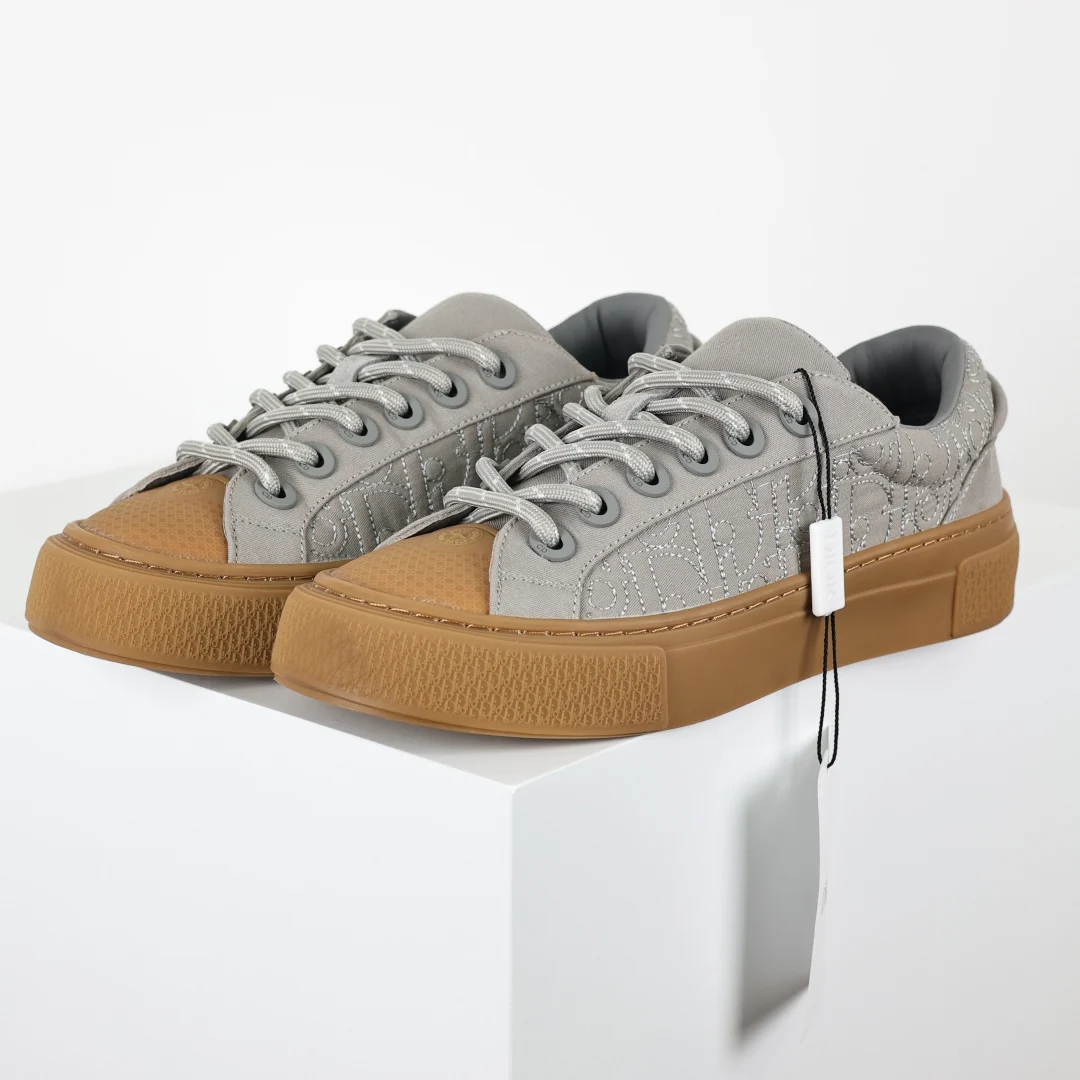 Dior Sneaker