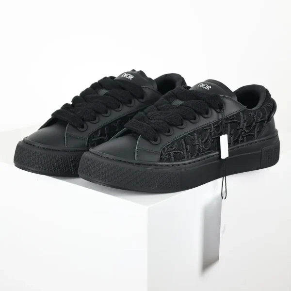 Dior Sneaker