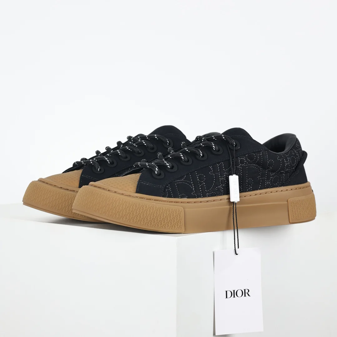 Dior Sneaker