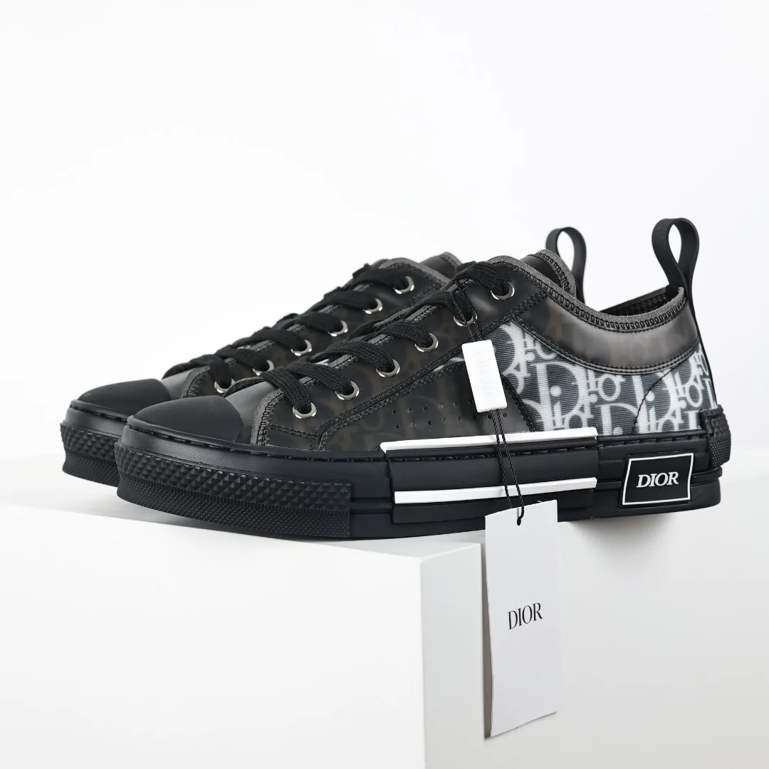 Dior Sneaker