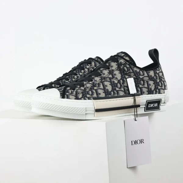 Dior Sneaker