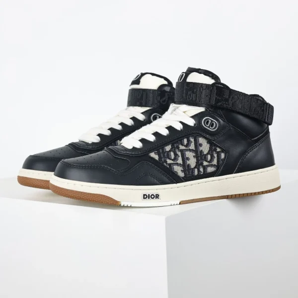 Dior Sneaker