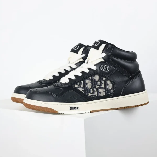 Dior Sneaker