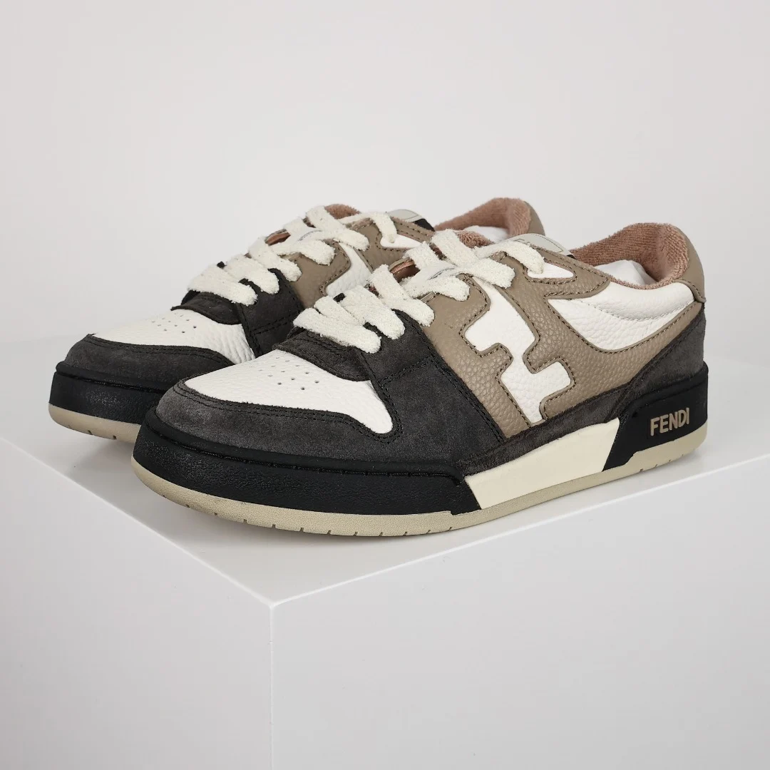 Fendi Sneaker - immagine 2