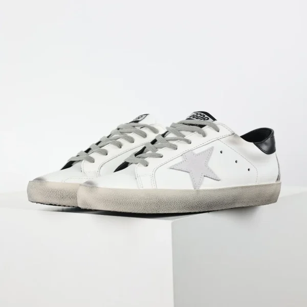 Golden Goose Sneaker