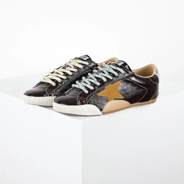 Golden Goose Sneaker