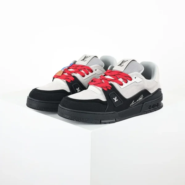 Louis Vuitton Sneaker
