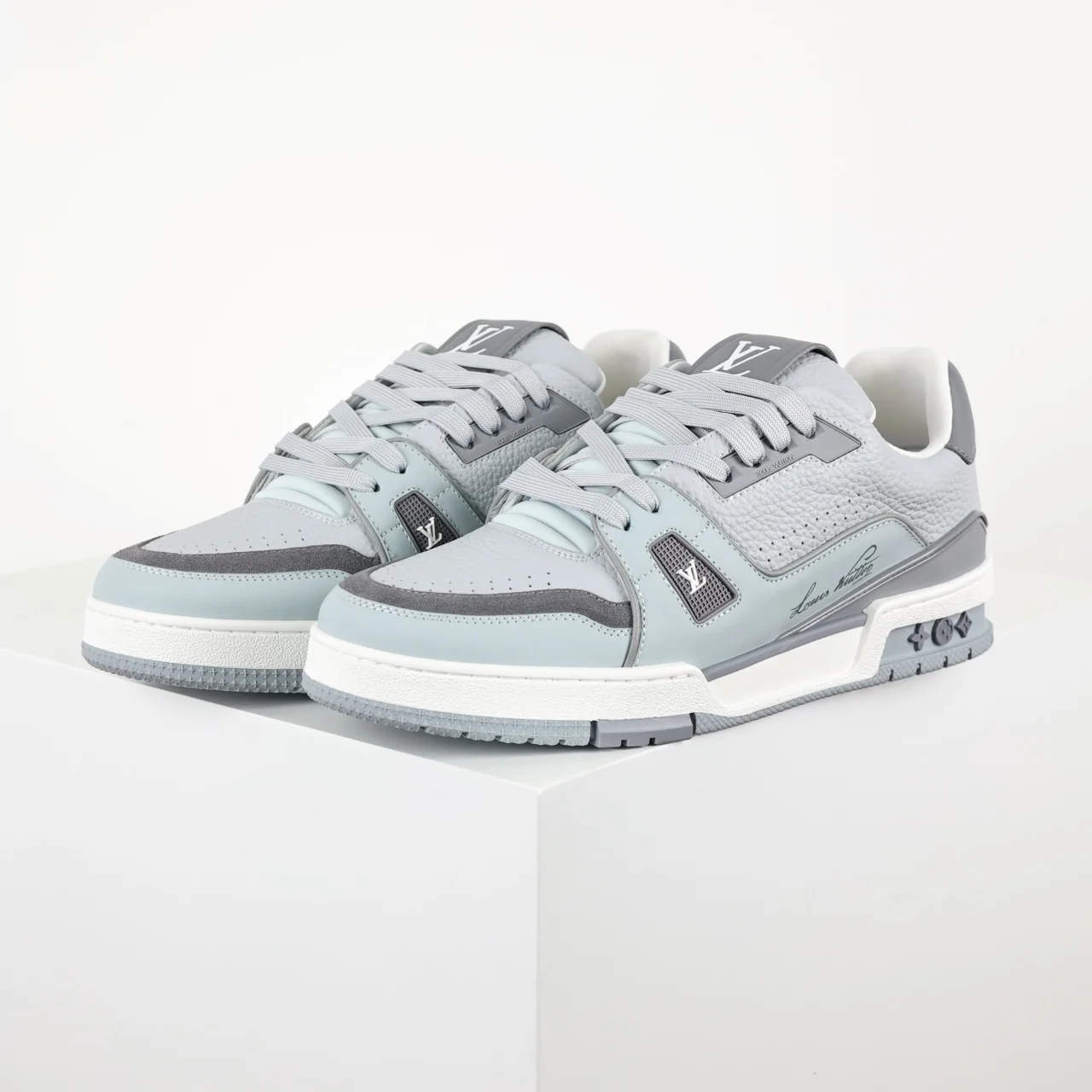 Louis Vuitton Sneaker