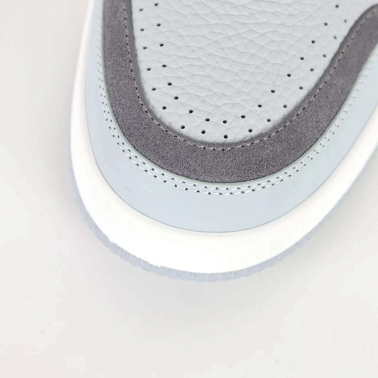 Louis Vuitton Sneaker - immagine 5