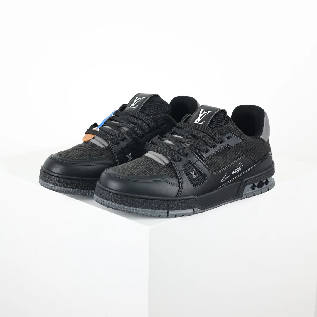 Louis Vuitton Sneaker