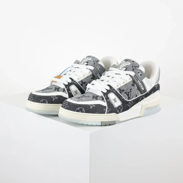 Louis Vuitton Sneaker