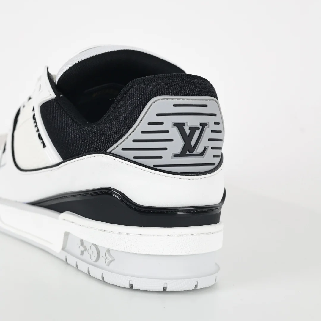 Louis Vuitton Sneaker - immagine 4