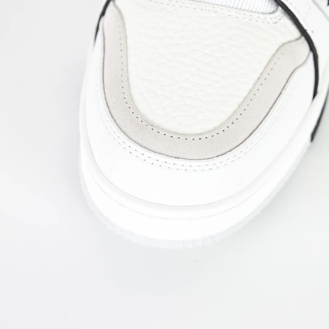 Louis Vuitton Sneaker - immagine 5