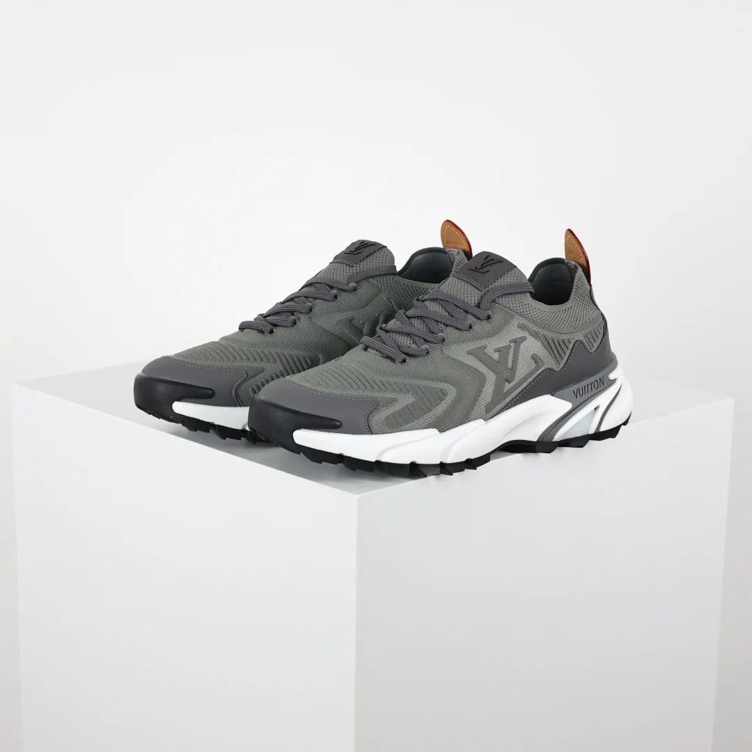 Louis Vuitton Sneaker