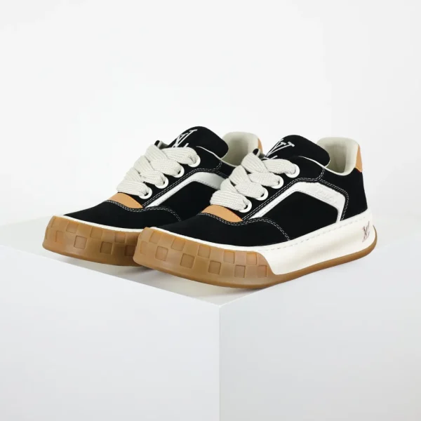 Louis Vuitton Sneaker