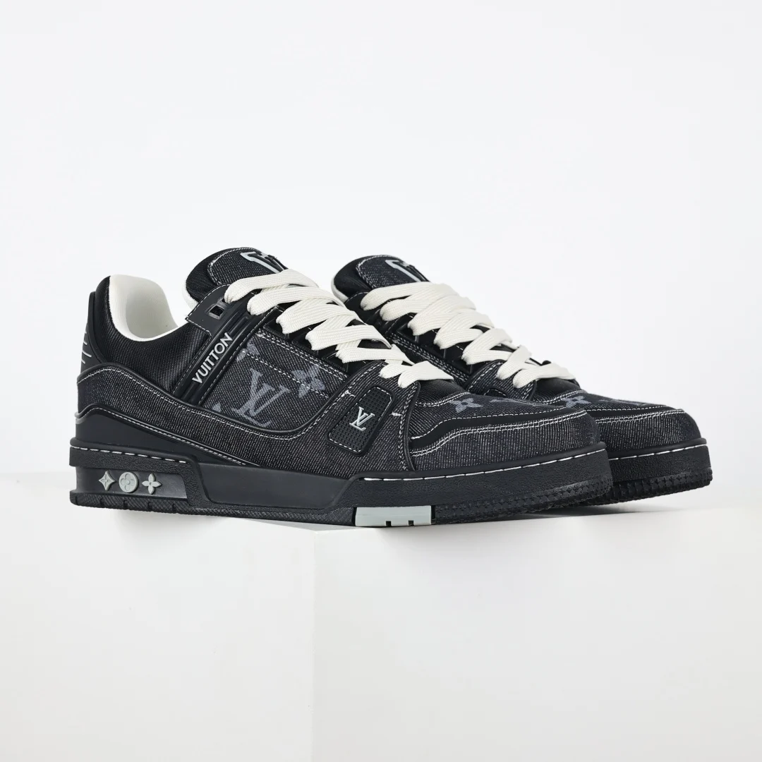 Louis Vuitton Sneaker - immagine 3