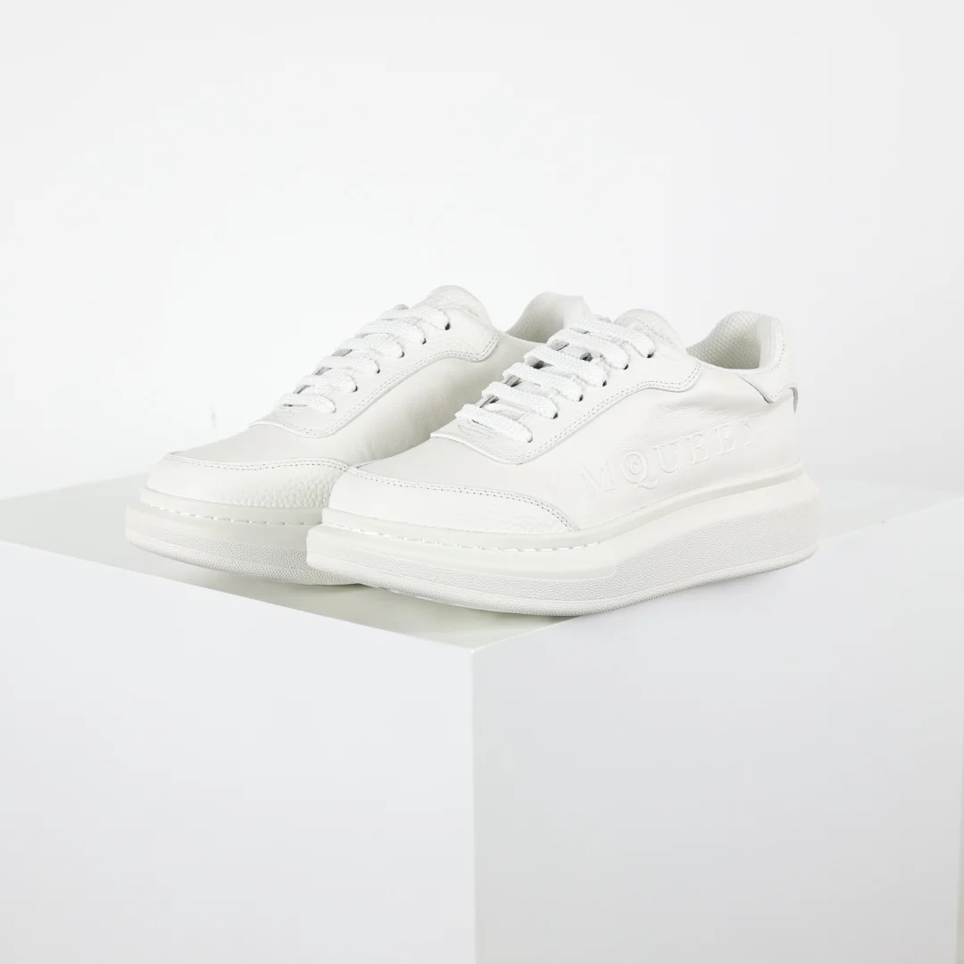 Alexander McQueen Sneaker