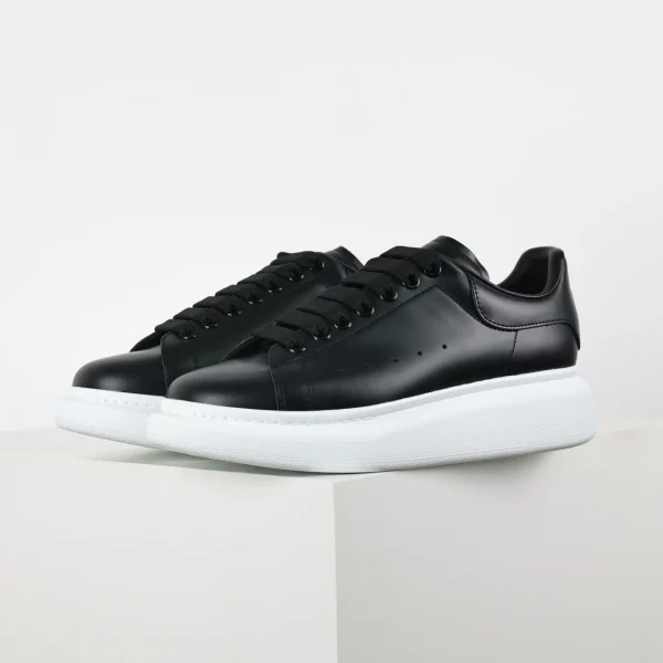 Alexander McQueen Sneaker