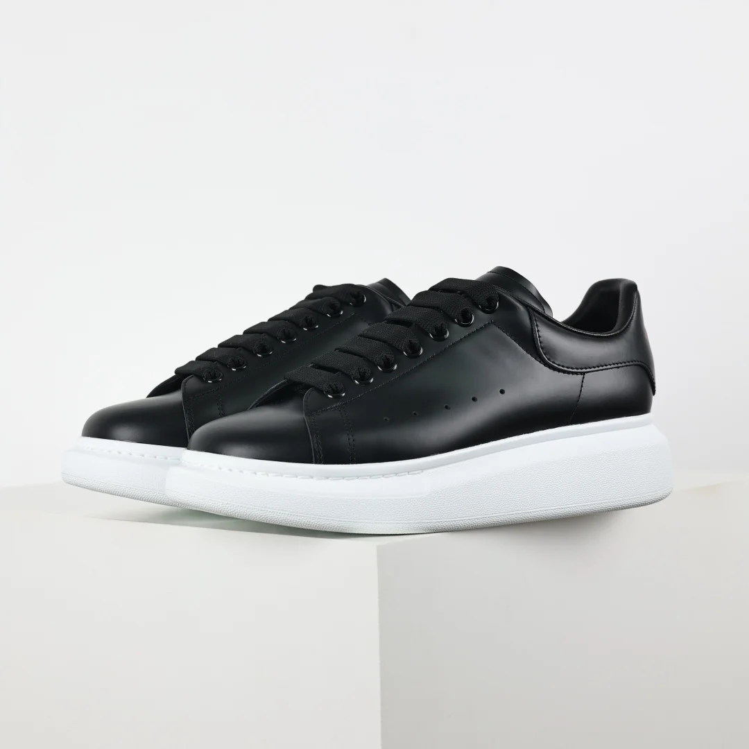 Alexander McQueen Sneaker