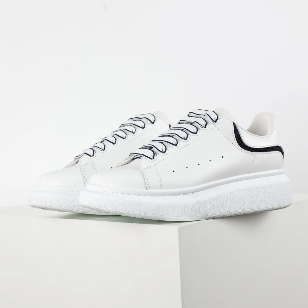 Alexander McQueen Sneaker
