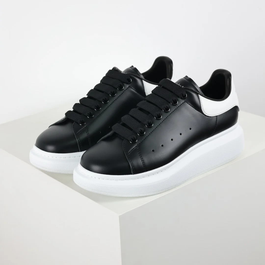 Alexander McQueen Sneaker - immagine 2