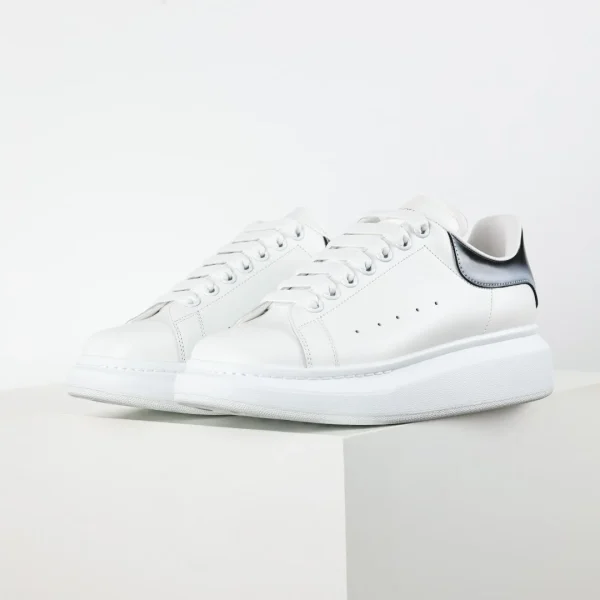 Alexander McQueen Sneaker