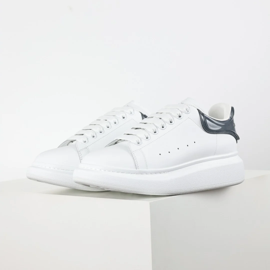 Alexander McQueen Sneaker