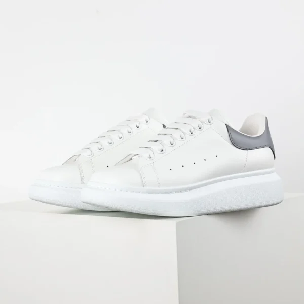Alexander McQueen Sneaker