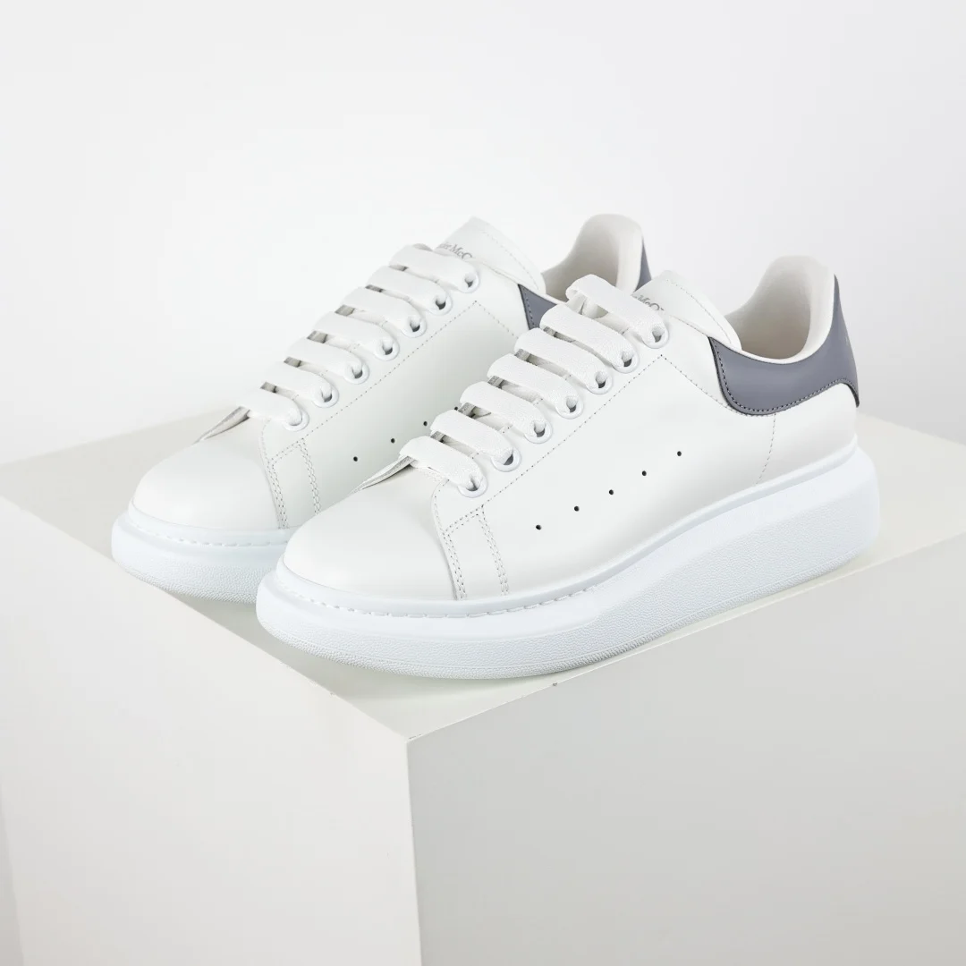 Alexander McQueen Sneaker - immagine 2