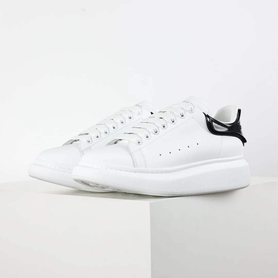 Alexander McQueen Sneaker