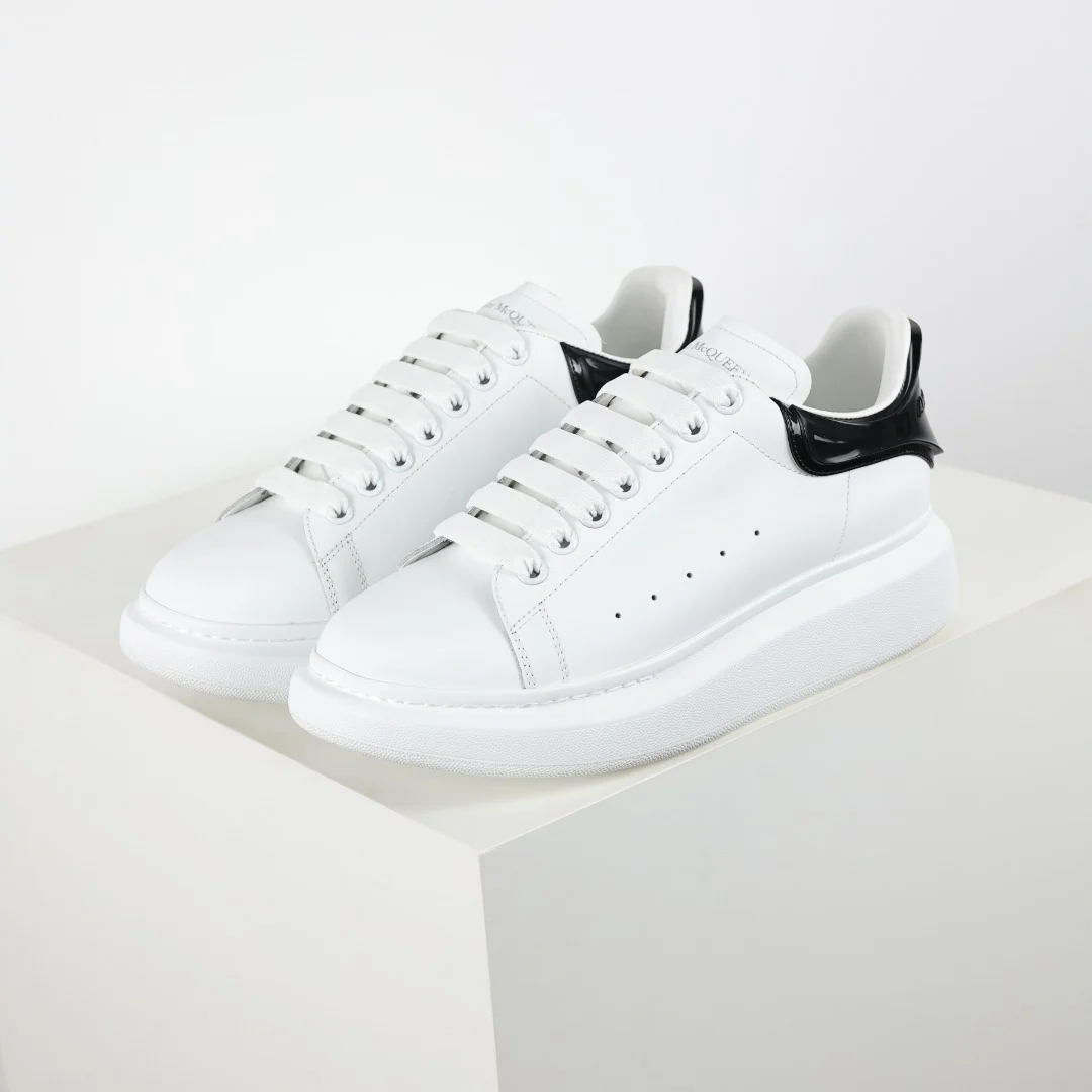 Alexander McQueen Sneaker - immagine 2