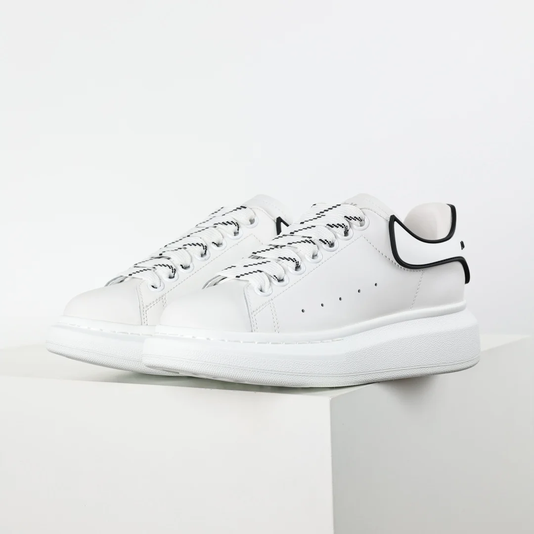 Alexander McQueen Sneaker