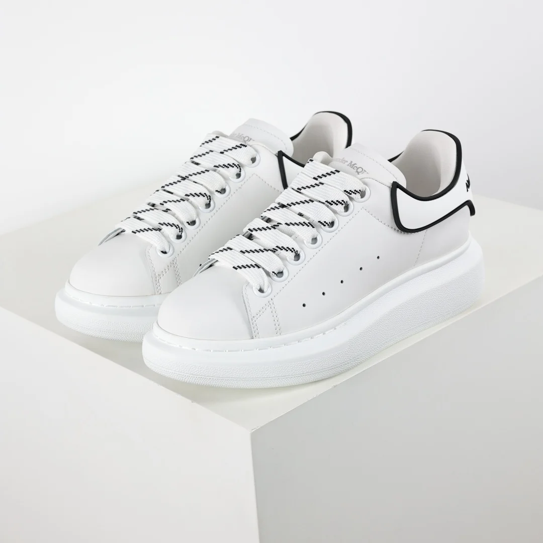 Alexander McQueen Sneaker - immagine 2