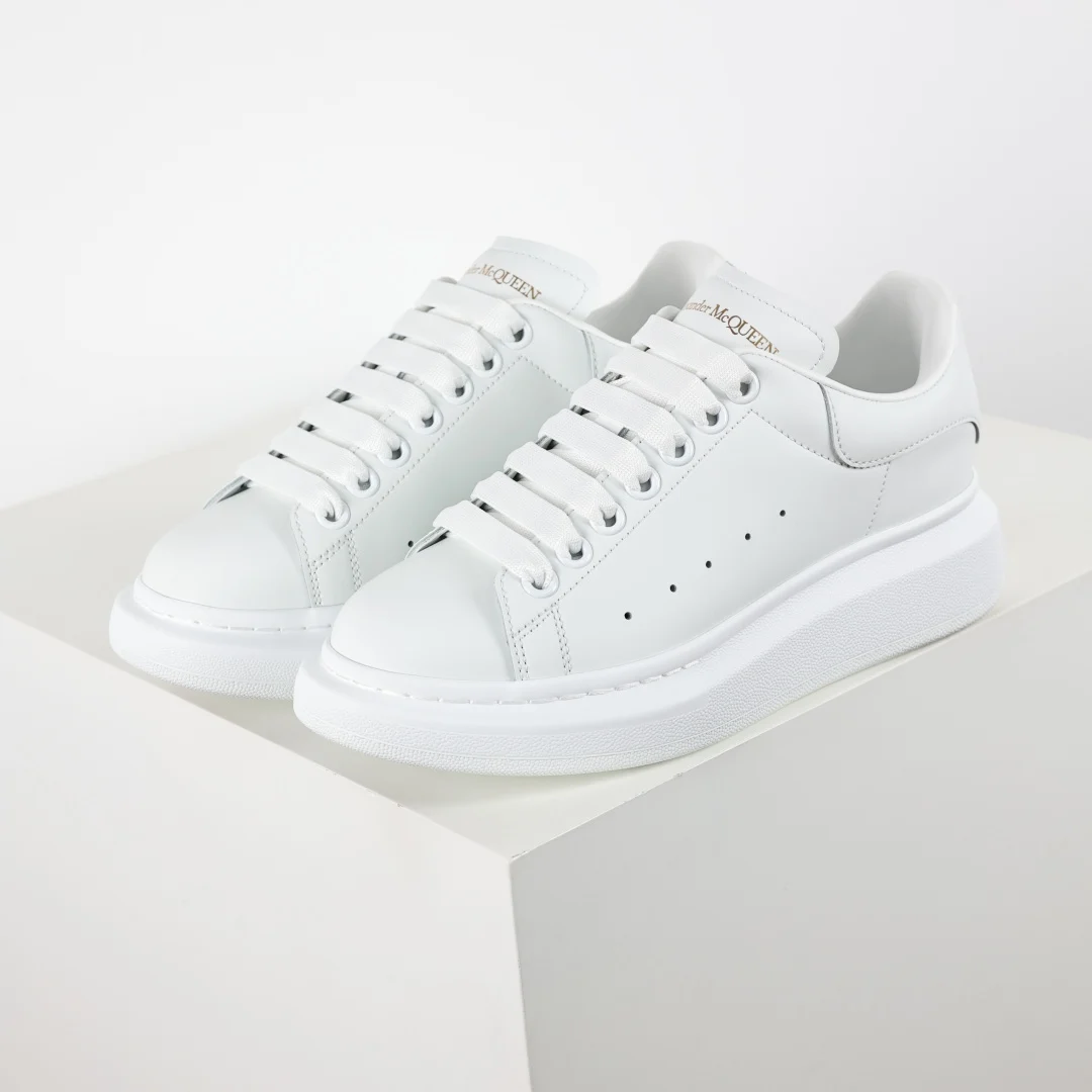 Alexander McQueen Sneaker - immagine 2
