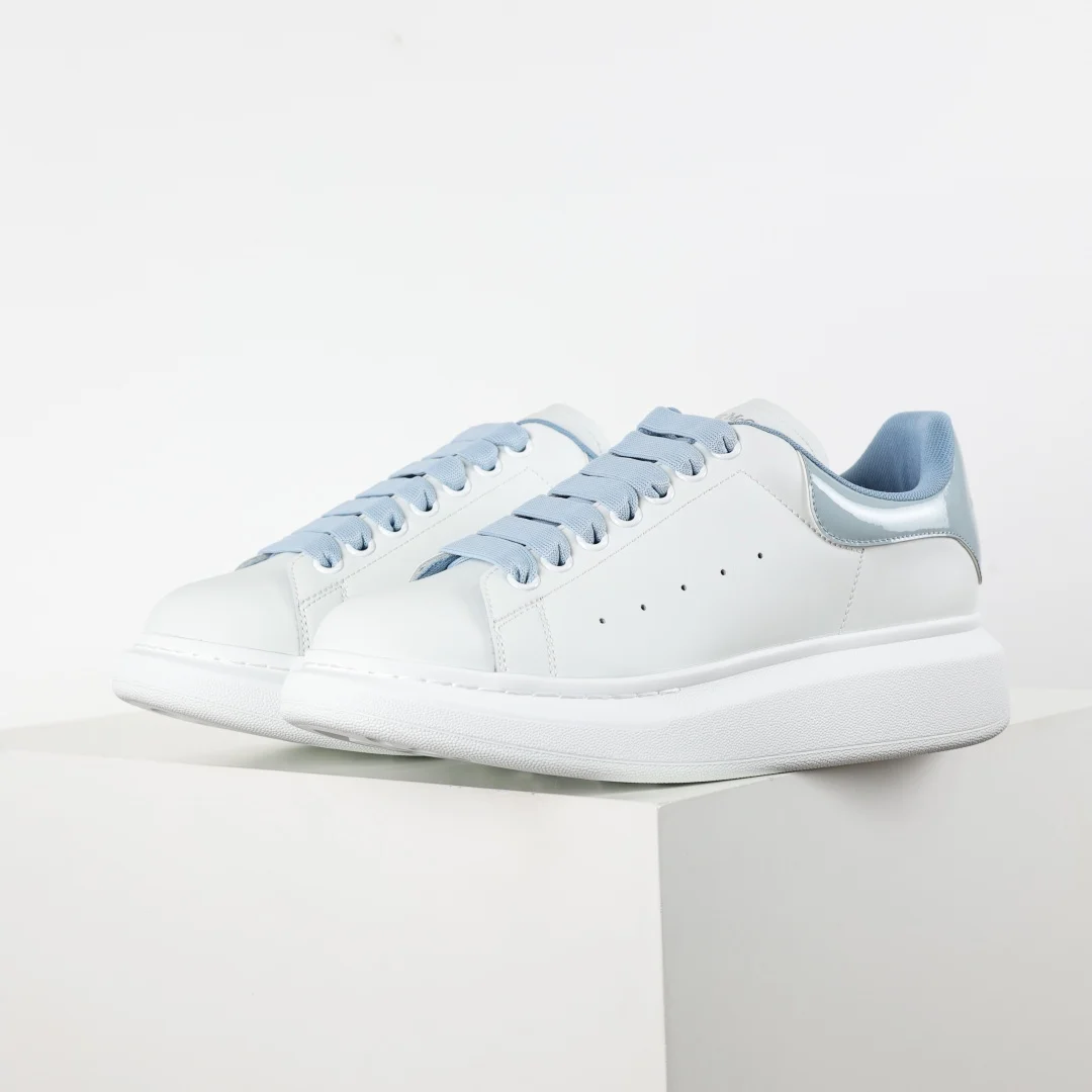 Alexander McQueen Sneaker
