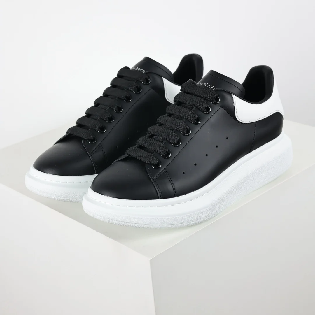 Alexander McQueen Sneaker - immagine 2
