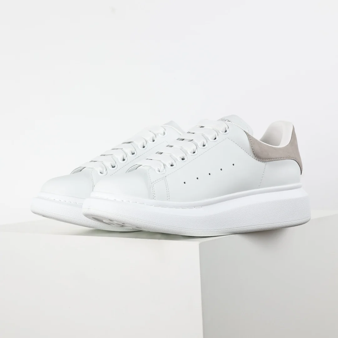 Alexander McQueen Sneaker