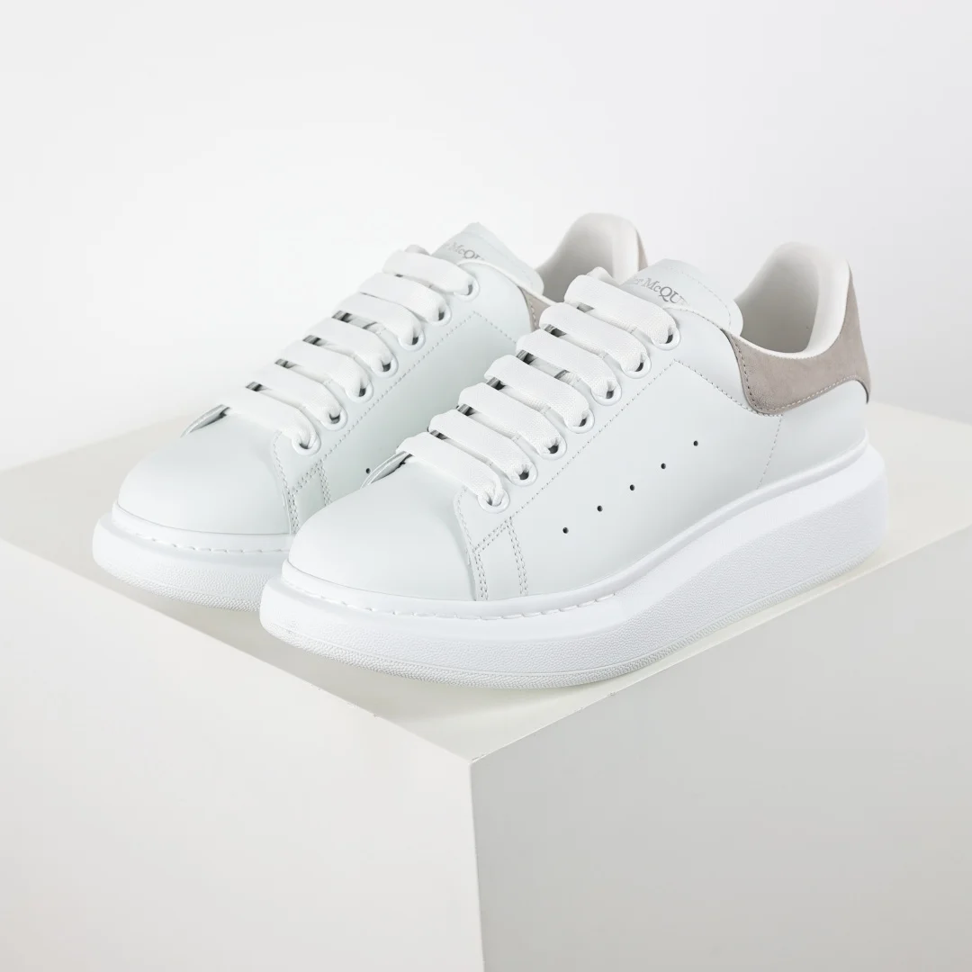 Alexander McQueen Sneaker - immagine 2