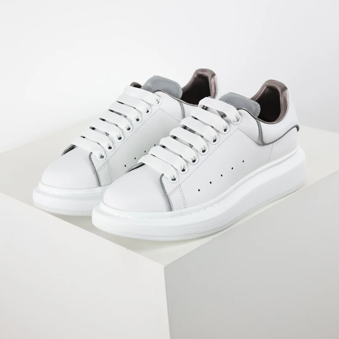 Alexander McQueen Sneaker - immagine 2