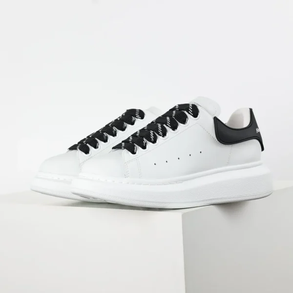 Alexander McQueen Sneaker