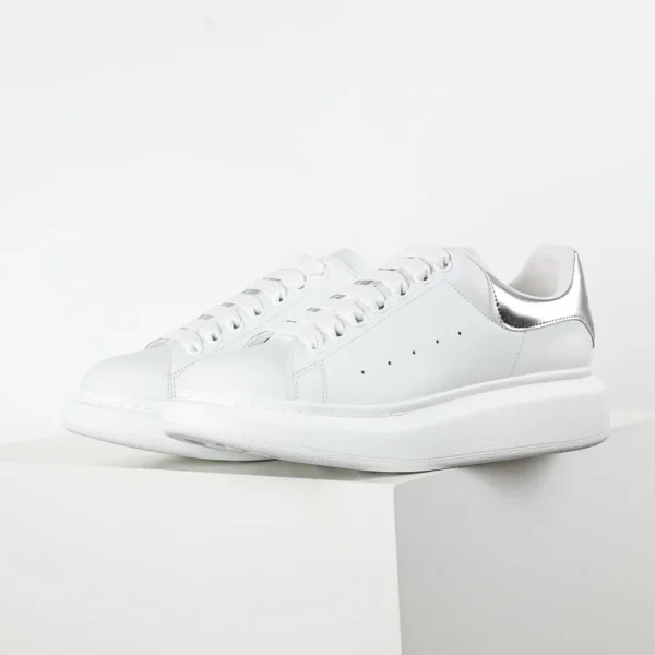 Alexander McQueen Sneaker