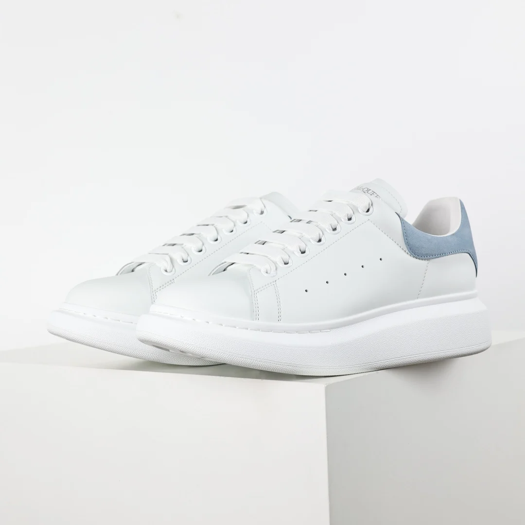 Alexander McQueen Sneaker