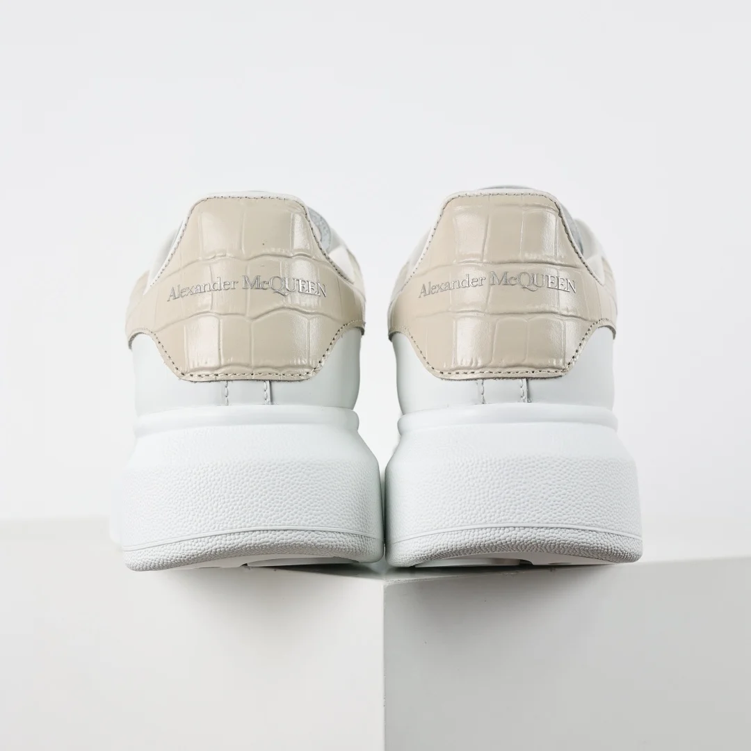 Alexander McQueen Sneaker - immagine 8